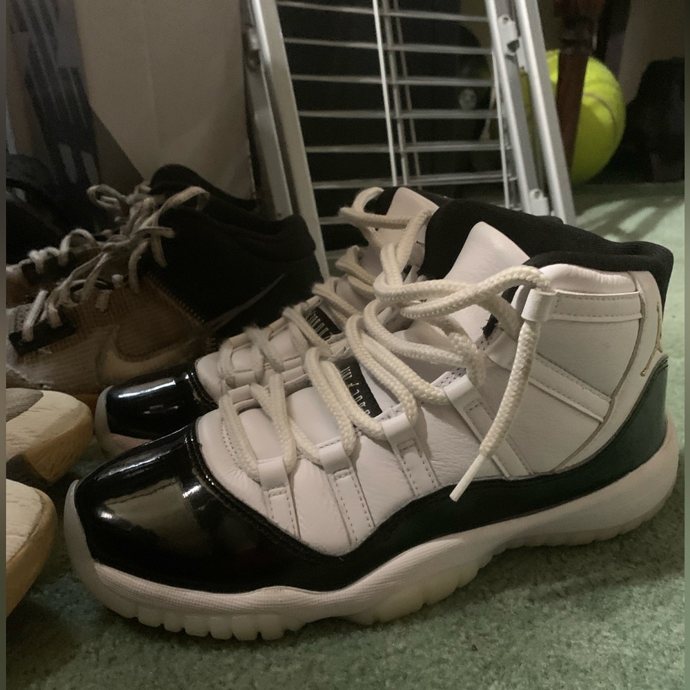 Air Jordan Men’s Retro 11 Like Brand new Size 7